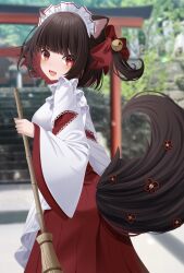 Rule 34 | 1girl, absurdres, animal ear fluff, animal ears, bamboo, bell, black hair, blurry, blurry background, bow, broom, colored inner hair, commentary request, depth of field, from behind, hair bell, hair bow, hair ornament, hakama, hakama skirt, highres, holding, holding broom, japanese clothes, jingle bell, kimono, long sleeves, looking at viewer, looking back, miko, multicolored hair, one side up, original, red bow, red eyes, red hair, red hakama, sapphire (sapphire25252), skirt, solo, stairs, stone stairs, tail, white kimono, wide sleeves