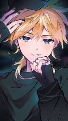 Rule 34 | 1boy, aqua eyes, baseball cap, black nails, black shirt, blonde hair, grin, hat, highres, jewelry, kagamine len, long sleeves, looking at viewer, maico (manya0321), multiple rings, necklace, ring, shirt, sleeves past wrists, smile, upper body, vocaloid, zozotown