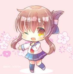 Rule 34 | 1girl, ;d, blue sailor collar, blue skirt, blue socks, blush, brown background, brown eyes, brown hair, chibi, commentary request, floral background, folded ponytail, full body, hair between eyes, inazuma (kancolle), kantai collection, kneehighs, kou hiyoyo, long hair, long sleeves, neckerchief, one-hour drawing challenge, one eye closed, open mouth, pleated skirt, red neckerchief, sailor collar, school uniform, serafuku, shirt, sidelocks, skirt, sleeves past wrists, smile, socks, solo, standing, standing on one leg, very long hair, white shirt