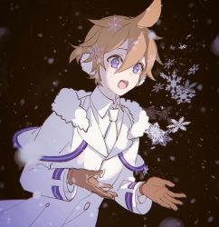Rule 34 | 1boy, blonde hair, blue eyes, capelet, chi ya, coat, earmuffs, fur-trimmed coat, fur trim, gloves, highres, ice fog (module), kagamine len, male focus, necktie, night, open mouth, outstretched hand, project diva (series), shirt, snowflakes, spiked hair, upper body, vocaloid, white capelet, white coat, white neckwear, white shirt