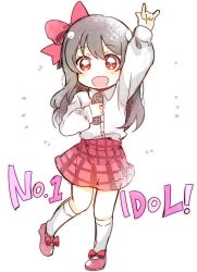 Rule 34 | 10s, 1girl, aged down, bad id, bad twitter id, black hair, blouse, child, collared shirt, commentary request, controller, english text, full body, hair down, hair ribbon, kanarin97, kneehighs, love live!, love live! school idol project, m/, nico nico nii, red eyes, remote control, ribbon, shirt, simple background, socks, solo, standing, twintails, white background, white shirt, white socks, yazawa nico
