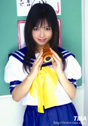 Rule 34 | chocolate cornet, cosplay, izumi konata, looking at viewer, lucky star, photo (medium), school uniform, smile