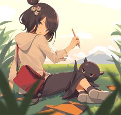 Rule 34 | 1girl, :o, animal, bag, black footwear, black skirt, blue eyes, blurry, blurry foreground, brown sky, cloud, commentary request, day, depth of field, fate/grand order, fate (series), hair bun, hair ornament, holding, holding pen, hood, hood down, hoodie, horizon, katsushika hokusai (fate), katsushika hokusai (traveling outfit) (fate), kildir, long sleeves, looking at viewer, looking back, mountain, octopus, official alternate costume, outdoors, parted lips, pen, shoe soles, shoes, shoulder bag, single hair bun, skirt, sky, solo, tokitarou (fate), white hoodie