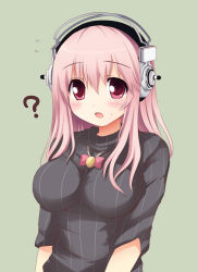 Rule 34 | 1girl, :o, ?, blush, bow, green background, headphones, impossible clothes, impossible sweater, looking at viewer, mikurun (otome no hanikami), nitroplus, pink eyes, pink hair, ribbed sweater, simple background, solo, super sonico, sweater, upper body