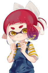Rule 34 | 1girl, blue overalls, bow, closed mouth, hair bow, hands up, highres, inkling, inkling girl, inkling player character, looking at viewer, nintendo, overalls, pointy ears, red hair, sahata saba, shirt, short hair, short sleeves, simple background, smile, splatoon (series), striped clothes, striped shirt, tentacle hair, white background, white bow, white shirt, yellow eyes, yellow shirt
