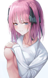 Rule 34 | &gt;:(, 1girl, absurdres, black ribbon, blue eyes, blush, breast hold, breasts, butterfly hair ornament, closed mouth, collarbone, commentary, embarrassed, eyelashes, eyes visible through hair, frown, go-toubun no hanayome, hair ornament, hair ribbon, highres, large breasts, long sleeves, looking at viewer, medium hair, midriff, moda (mo da 3), nakano nino, no bra, pink hair, presenting, ribbon, shirt, simple background, solo, straight hair, two side up, underboob, upper body, v-shaped eyebrows, white background, white shirt