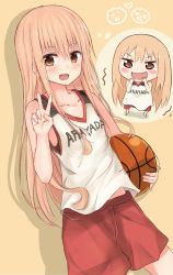 Rule 34 | 10s, 1girl, ball, basketball, basketball (object), basketball uniform, brown eyes, brown hair, chibi, doma umaru, dual persona, highres, himouto! umaru-chan, huwari (dnwls3010), komaru (himouto! umaru-chan), long hair, open mouth, shorts, simple background, smile, sportswear, v, vest