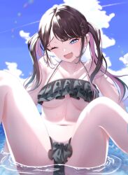 Rule 34 | 1girl, ;d, absurdres, alcohol, arm support, bikini, black bikini, blue eyes, blue sky, breasts, brown hair, cloud, collarbone, colored inner hair, contrail, frilled bikini, frills, highres, kaga nazuna, limit (lim no sabuaka), looking at viewer, m legs, medium breasts, mole, mole under eye, multicolored hair, navel, one eye closed, open mouth, partially submerged, pink hair, sitting, sky, smile, solo, spread legs, swimsuit, two-tone hair, underboob, virtual youtuber, vspo!, water, wine