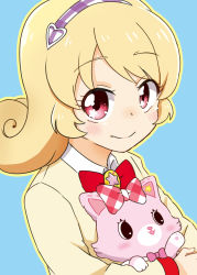 Rule 34 | 1girl, absurdres, blonde hair, blue background, blush, bow, bowtie, cardigan, checkered hairband, close-up, closed mouth, collar, curly hair, from side, hairband, highres, hinata yume, holding, holding stuffed toy, ichigo junior high uniform, kanzaki gou, long hair, long sleeves, looking at viewer, looking to the side, mew (mewkledreamy), mewkledreamy, outline, pink eyes, purple hairband, red bow, red neckwear, simple background, smile, star (symbol), star in eye, stuffed animal, stuffed cat, stuffed toy, symbol in eye, upper body, white collar, yellow cardigan, yellow outline