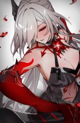 Rule 34 | 1girl, acheron (honkai: star rail), bare shoulders, breasts, cleavage, commentary request, grey background, grey hair, halterneck, highres, honkai: star rail, honkai (series), large breasts, long hair, midriff, navel, official alternate color, red eyes, shengtaki, solo, stomach, upper body, very long hair