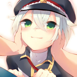 Rule 34 | 10s, 1boy, green eyes, hands on another&#039;s cheeks, hands on another&#039;s face, hat, hotarumaru, ikari (aor3507), male focus, smile, solo focus, touken ranbu, white hair