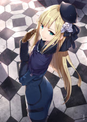 Rule 34 | 1girl, black hat, blonde hair, blue capelet, blue jacket, blush, brown gloves, capelet, closed mouth, commentary request, fate (series), flower, from above, from side, fur collar, gabiran, gloves, green eyes, hair flower, hair ornament, hand up, hat, jacket, long hair, long sleeves, looking at viewer, lord el-melloi ii case files, pantyhose, reines el-melloi archisorte, rose, smile, solo, translation request, white flower, white rose