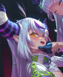 Rule 34 | 2girls, @ @, ahoge, black gloves, blush, demon horns, fang, gloves, grabbing another&#039;s chin, grey hair, hair between eyes, hand on another&#039;s chin, highres, hololive, horns, la+ darknesss, long hair, looking at another, multicolored hair, multiple girls, murasaki shion, open mouth, pointy ears, purple hair, regition, sideways glance, simple background, streaked hair, sweat, virtual youtuber, yellow eyes