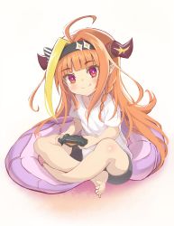 Rule 34 | 1girl, absurdres, aged down, ahoge, alternate costume, barefoot, black hairband, black shorts, blonde hair, blunt bangs, blush, bow, braid, bright pupils, child, commentary request, controller, diagonal-striped bow, dragon girl, dragon horns, dragon tail, dualshock, fang, fang out, flat chest, full body, game controller, gamepad, hair intakes, hairband, highres, holding, holding controller, holding game controller, hololive, horn bow, horn ornament, horns, indian style, kiryu coco, long hair, looking at viewer, multicolored eyes, multicolored hair, orange hair, playstation controller, pointy ears, purple eyes, red eyes, shirt, short sleeves, shorts, side braid, sidelocks, simple background, single braid, sitting, smile, solo, streaked hair, striped, striped bow, tail, very long hair, virtual youtuber, white background, white pupils, white shirt, zeolch