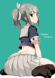 Rule 34 | 1girl, black shirt, bow, brown eyes, butt crack, character name, commentary request, dated, from behind, green background, green hair, green skirt, grey hair, grey sailor collar, grey skirt, hair bow, highres, kantai collection, matetsu (nakayoshi sanfujinka), midriff, one-hour drawing challenge, pleated skirt, ponytail, sailor collar, shirt, simple background, skirt, solo, yuubari (kancolle), yuubari kai ni (kancolle)