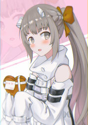 Rule 34 | 1girl, blush, bow, detached sleeves, dress, fake horns, gift, grey eyes, grey hair, hair bow, highres, holding, holding gift, horns, long hair, nanami: pulse (gray feathers: pulse) (punishing: gray raven), nanami: pulse (punishing: gray raven), nanami (punishing: gray raven), open mouth, orange bow, ponytail, punishing: gray raven, sidelocks, sleeves past fingers, sleeves past wrists, solo, very long hair, watchmen-001, white day, white dress