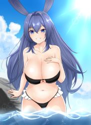 Rule 34 | 1girl, azur lane, bare arms, bare shoulders, bikini, black bikini, blue eyes, blue hair, blush, breasts, cleavage, collarbone, cowboy shot, crossed bangs, grin, hand on own chest, highres, in water, large breasts, long hair, looking at viewer, navel, new jersey (azur lane), outdoors, parted lips, smile, solo, sunlight, swimsuit, thigh gap, vik (xypt7474), wading, water