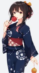 Rule 34 | 10s, 1girl, :o, alternate costume, alternate hairstyle, arm at side, bag, black hair, bow, candy apple, cowboy shot, food, grey background, hair bow, hiiragi souren, holding, holding bag, holding food, japanese clothes, kantai collection, kimono, long sleeves, looking at viewer, multicolored eyes, multicolored hair, naganami (kancolle), open mouth, orange bow, pink hair, purple eyes, sash, short hair with long locks, sidelocks, simple background, solo, standing, sweets, two-tone hair, wide sleeves, yellow eyes, yukata