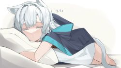 Rule 34 | 1girl, animal ears, arknights, cat ears, cat girl, cat tail, cloak, closed mouth, colored eyelashes, commentary, highres, hood, hood down, hooded cloak, lying, on side, pillow, rosmontis (arknights), signal 1120, sleeping, solo, symbol-only commentary, tail, white hair, zzz