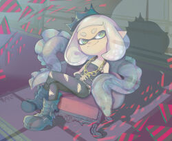 1girl alternate_costume bare_shoulders black_crown black_leggings black_shirt black_shoes boots chain chain_necklace crown full_body green_eyes highres indoors inkling jewelry leggings looking_at_viewer minamidena mole mole_under_mouth necklace nintendo pants pearl_(splatoon) shirt shoes sitting sleeveless smile solo splatoon_(series) splatoon_2 suction_cups tentacle_hair torn_clothes torn_pants white_hair