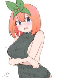 Rule 34 | 1girl, arms under breasts, bare arms, bare shoulders, blue eyes, blush, breasts, commentary request, crossed arms, eyebrows hidden by hair, go-toubun no hanayome, green ribbon, grey sweater, hair ribbon, highres, kujou karasuma, looking at viewer, medium breasts, nakano yotsuba, open mouth, ribbon, sideboob, signature, simple background, sleeveless, sleeveless sweater, sleeveless turtleneck, solo, sweat, sweater, turtleneck, turtleneck sweater, upper body, wavy mouth, white background