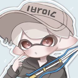 Rule 34 | 1boy, :o, black hoodie, blue background, commentary, furrowed brow, grey hair, grey hat, gun, hat, highres, holding, holding gun, holding weapon, hood, hoodie, inkling, inkling (language), inkling boy, inkling player character, male focus, nintendo, pointy ears, print headwear, red eyes, red pupils, sh f0y, short hair, simple background, solo, splatoon (series), squiffer (splatoon), symbol-only commentary, tentacle hair, upper body, v, visor cap, weapon