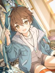 Rule 34 | 1boy, aged down, blush, brown eyes, brown hair, child, chocomilk nu, eiden (nu carnival), gem, hair ornament, hairclip, jewelry, long sleeves, looking at viewer, male focus, necklace, nu carnival, official alternate costume, open mouth, short hair, smile