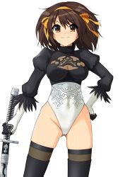 Rule 34 | 1girl, absurdres, black thighhighs, boots, breasts, brown eyes, brown hair, closed mouth, cosplay, feather trim, gloves, gluteal fold, hair ornament, hairband, hand on own hip, haruhisky, highleg, highleg leotard, highres, holding, katana, leotard, long sleeves, looking at viewer, matching hair/eyes, medium breasts, nier:automata, nier (series), puffy sleeves, short hair, simple background, skindentation, smile, solo, standing, suzumiya haruhi, suzumiya haruhi no yuuutsu, sword, thigh boots, thighhighs, thighs, weapon, 2b (nier:automata), 2b (nier:automata) (cosplay)