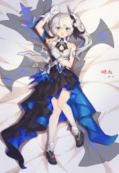 Rule 34 | 1girl, bed, bed sheet, blue eyes, honkai (series), honkai impact 3rd, looking at viewer, lying, on back, open mouth, ponytail, solo, theresa apocalypse, theresa apocalypse (twilight paladin), white hair, xiaomu (a414171448)