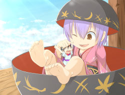 Rule 34 | 2girls, barefoot, black hair, bowl, bowl hat, brown eyes, dress, feet, haragon, hat, horns, japanese clothes, kijin seija, kimono, mini person, minigirl, multicolored hair, multiple girls, open mouth, purple hair, red hair, role reversal, short hair, size difference, smile, soles, sukuna shinmyoumaru, toes, touhou, white hair