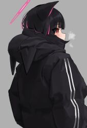 Rule 34 | 1girl, absurdres, animal ears, black hair, black jacket, blue archive, blush, breath, cat ears, from side, grey background, halo, highres, hood, hooded jacket, jacket, kazusa (blue archive), looking ahead, momocadraw, multicolored hair, pink hair, profile, red eyes, simple background, solo, two-tone hair, upper body
