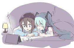 Rule 34 | 2girls, aqua eyes, aqua hair, aqua necktie, bare shoulders, bed, blanket, brown hair, commentary, grey shirt, hair ornament, hatsune miku, holding own arm, lamp, long hair, lying, master (vocaloid), multiple girls, necktie, nejikyuu, on stomach, open mouth, pajamas, scared, shirt, shoulder tattoo, sleeveless, sleeveless shirt, smile, tablet pc, tattoo, tears, translated, twintails, very long hair, vocaloid, watching