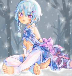 Rule 34 | 1girl, back bow, backless outfit, bare shoulders, barefoot, blue dress, blue hair, blue skirt, blush, blush stickers, bow, braid, breasts, chaosexceed, cold, crossed legs, dot nose, dress, feet, female focus, fingerless gloves, full body, gloves, hair between eyes, hair ornament, hairclip, hands on feet, highres, looking at viewer, no shoes, open mouth, original, pink bow, purple eyes, sandals, unworn sandals, sash, shoes, unworn shoes, short hair, simple background, sitting, skirt, small breasts, snow, snowflakes, snowing, soles, solo, teeth, thighhighs, toeless legwear, toes, white gloves, white thighhighs