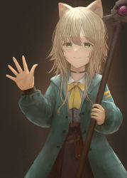 Rule 34 | 1girl, absurdres, animal ears, arknights, belt, belt buckle, blonde hair, bow, brown background, buckle, choker, closed mouth, eyes visible through hair, gradient background, green eyes, green jacket, highres, holster, jacket, light, light particles, light smile, long hair, looking at viewer, open hand, podenco (arknights), shirt, simple background, solo, staff, uzurako, waving, white shirt, yellow bow