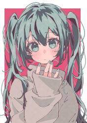 Rule 34 | 1girl, 3774., green eyes, green hair, green nails, hand up, hatsune miku, highres, long hair, long sleeves, looking at viewer, nail polish, red background, sleeves past wrists, solo, sweater, turtleneck, twintails, upper body, vocaloid