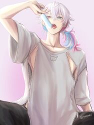 Rule 34 | 10mamomi, 1boy, collarbone, food, gavis bettel, hair between eyes, heterochromia, highres, holostars, holostars english, looking at viewer, male focus, multicolored hair, open mouth, popsicle, shirt, solo, tongue, tongue out, virtual youtuber, white hair, white shirt, zipper