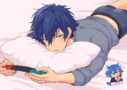Rule 34 | 1boy, bed sheet, blue hair, boxers, chibi, controller, ensemble stars!, fang, game controller, grey shirt, hair between eyes, head on pillow, head rest, highres, holding, holding controller, holding game controller, light blush, looking at viewer, lying, male focus, male underwear, nintendo switch, on bed, on stomach, parted lips, sazanami jun, shirt, short hair, solo, toroi (run01211), underwear, upper body, yellow eyes