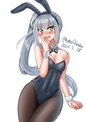 Rule 34 | 1girl, absurdres, alternate breast size, animal ears, black bow, black bowtie, black leotard, black pantyhose, blush, bow, bowtie, breasts, brown eyes, cleavage, dated, detached collar, grey hair, highres, kantai collection, kasumi (kancolle), katou shinobu, leotard, long hair, medium breasts, nose blush, one-hour drawing challenge, pantyhose, playboy bunny, rabbit ears, side ponytail, simple background, solo, strapless, strapless leotard, twitter username, white background, wrist cuffs