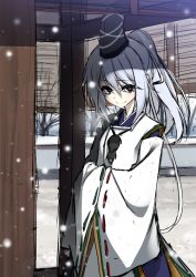 Rule 34 | 1girl, bad id, bad pixiv id, blush, grey eyes, hands in opposite sleeves, hat, looking at viewer, matsuyama nozomu, mononobe no futo, robe, shrine, silver hair, sleeves past wrists, smile, snowing, solo, tate eboshi, touhou, wide sleeves