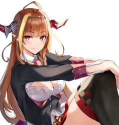 Rule 34 | 1girl, ahoge, black thighhighs, blonde hair, blunt bangs, bow, brown hair, closed mouth, commentary request, diagonal-striped bow, dragon horns, from side, hands on own knees, highres, hololive, horns, kiryu coco, kiryu coco (1st costume), long hair, multicolored hair, nicky w, red eyes, single thighhigh, sitting, smile, solo, streaked hair, thigh strap, thighhighs, very long hair, virtual youtuber, white background