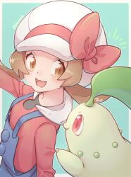 Rule 34 | 1girl, blue overalls, blush, bow, brown eyes, brown hair, cabbie hat, chikorita, closed mouth, creatures (company), from side, game freak, gen 2 pokemon, green background, hat, highres, looking back, low twintails, lyra (pokemon), nintendo, open mouth, overalls, pokemon, pokemon (creature), pokemon hgss, red bow, red eyes, red shirt, s (happycolor 329), shirt, smile, twintails