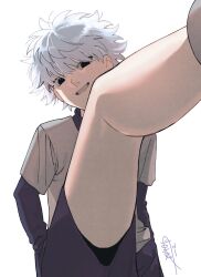 Rule 34 | 1boy, black eyes, dated, empty eyes, grey hair, grin, hair between eyes, hands in pockets, highres, hunter x hunter, killua zoldyck, layered sleeves, leg up, looking at viewer, male focus, shirt, shishanmo, shorts, signature, simple background, smile, solo, white background