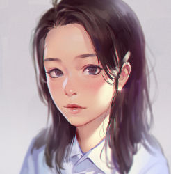 Rule 34 | 1girl, black eyes, brown hair, close-up, closed mouth, freckles, lips, looking at viewer, luode huayuan, medium hair, nose, original, portrait, shirt, solo, white shirt