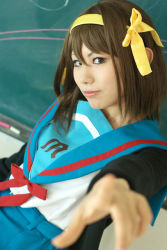 Rule 34 | cosplay, hair ribbon, photo (medium), ribbon, sailor, school uniform, serafuku, suzumiya haruhi, suzumiya haruhi no yuuutsu