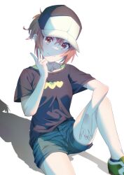 Rule 34 | 1girl, baseball cap, black hat, black shirt, blue shorts, brown eyes, casual, closed mouth, elbow on knee, hand up, hat, heart, heart print, knee up, looking at viewer, misaka mikoto, rei k 79, shadow, shirt, shoes, short ponytail, short shorts, short sleeves, shorts, sitting, smile, sneakers, solo, toaru kagaku no railgun, toaru kagaku no railgun s, toaru majutsu no index, two-tone headwear, v, white background, white hat