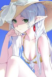 Rule 34 | 1girl, bikini, blue background, breasts, cleavage, commentary, earrings, frieren, green eyes, hand up, hat, highres, jewelry, knees up, long hair, looking at viewer, medium breasts, pointy ears, serpent (pepepp39), sitting, smile, solo, sousou no frieren, stomach, sun hat, swimsuit, twintails, upper body, white hair, yellow bikini