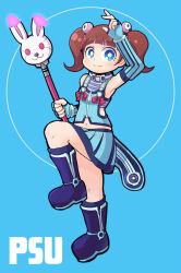 Rule 34 | 1girl, arm up, bare shoulders, blue background, blue eyes, blue gloves, blue skirt, blue socks, blue tank top, blunt bangs, boots, bow, bright pupils, brown hair, closed mouth, copyright name, elbow gloves, eyelashes, fingerless gloves, full body, gloves, highres, holding, holding staff, kneehighs, leg up, looking at viewer, lumia waber, miniskirt, navel, phantasy star, phantasy star universe, purple footwear, rabbit, red bow, seseringo, short hair, simple background, skirt, smile, socks, solo, split mouth, staff, standing, standing on one leg, tank top, twintails, white pupils