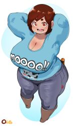 Rule 34 | 1girl, abstract background, absurdres, arms behind head, blue sweater, boots, breasts, brown eyes, brown footwear, brown hair, cleavage, denim, denim pants, ear piercing, highres, huge breasts, jeans, lightsource, looking up, looking up at viewer, open mouth, pants, piercing, plump, purin (lightsource), smile, solo, sweater, taut clothes, taut pants, teeth, thick eyebrows, thick thighs, thighs, tongue, wide hips