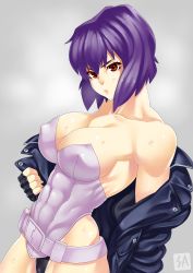 Rule 34 | 1girl, abs, bare shoulders, belt, breasts, cleavage, fingerless gloves, ghost in the shell, gloves, highres, jacket, kusanagi motoko, large breasts, lips, purple hair, red eyes, short hair, solo, sweat, zonda (solid air)