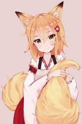 Rule 34 | 1girl, absurdres, animal ear fluff, animal ears, blonde hair, commentary request, fang, fang out, flower, fox ears, fox tail, hair between eyes, hair flower, hair ornament, head tilt, highres, holding, holding with tail, japanese clothes, looking at viewer, medium hair, prehensile tail, ribbon-trimmed sleeves, ribbon trim, senko (sewayaki kitsune no senko-san), sewayaki kitsune no senko-san, sh1 (shanghaidoll), simple background, smile, solo, tail, wide sleeves, yellow eyes